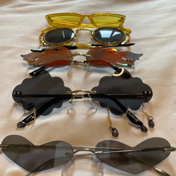 ✨ Fun Sunglasses Set - Picture 3 of 3